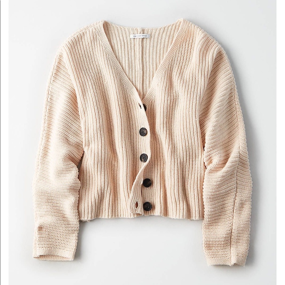 HP✨ American Eagle Cream Cropped Cardigan 🤎